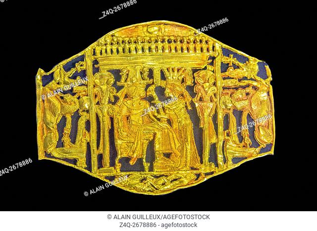 Egypt, Cairo, Egyptian Museum, Tutankhamon jewellery, from his tomb in Luxor : Buckle in red Gold, showing the king seated under a canopy