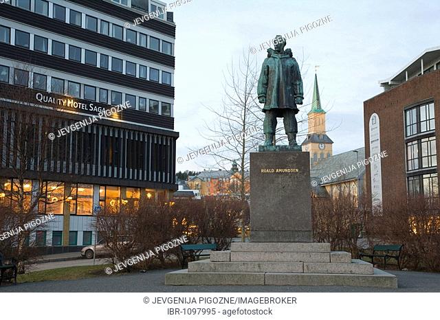 Roald Amundsen sculpture, Tromso Protestant Cathedral, Tromso domkirke, polar night, winter, Tromso, Troms, Norway