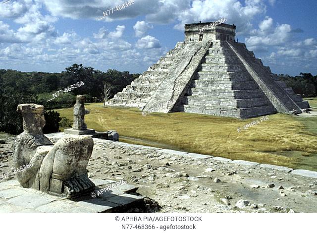 El Castillo (Pyramid of Kukúlcan). Chac-Mool, Chak , Chaak (top mayan God of agriculture, fertility, rain and lightning) on temple of warriors