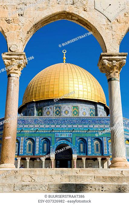 JERUSALEM, ISRAEL - 08 OCTOBER, 2014: The cupola of the Dome of the rock on the Temple Mount in Jerusalem
