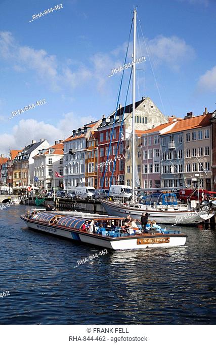 Nyhavn and riverboat, Copenhagen, Denmark, Scandinavia, Europe