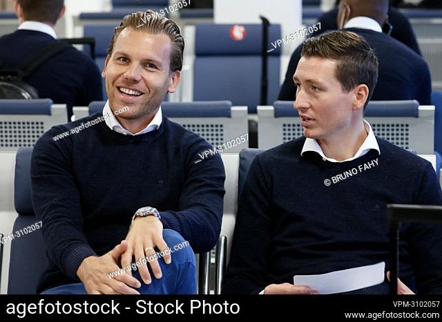 Club's Ruud Vormer and Club's Hans Vanaken pictured during the departure of Belgian soccer team Club Brugge for Leipzig, Monday 27 September 2021