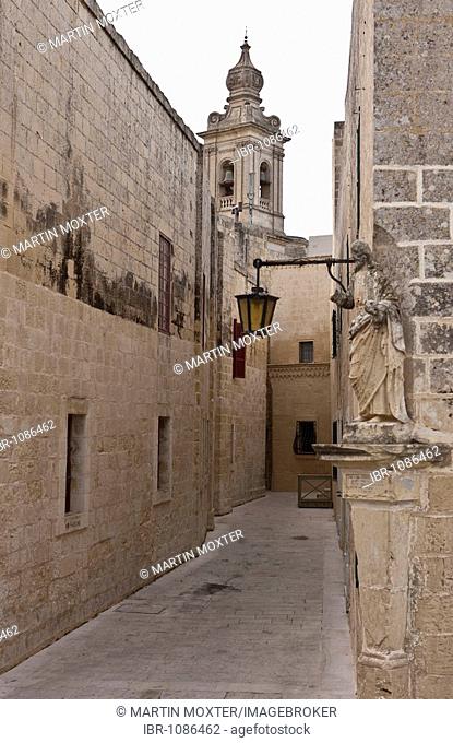 Narrow historic alley, Bastion Street, Mdina, Malta, Europe