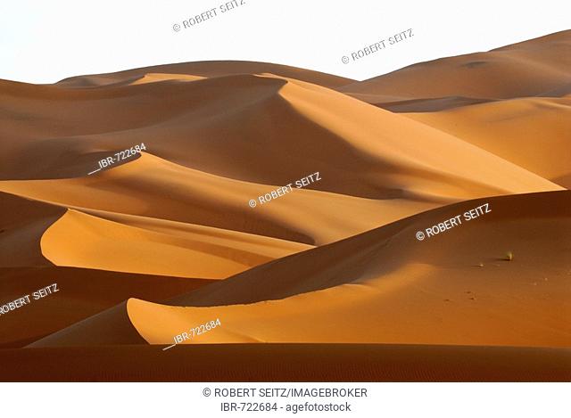 Sand dunes, Erg Chebi, Merzouga, Morocco, North Africa