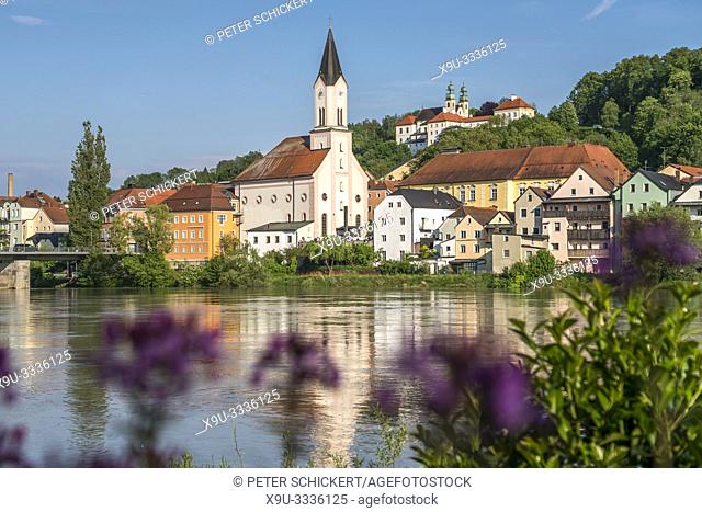 Passau cityscape with Inn river, church St. Gertraud and pilgrim church Mariahilf, Passau, Lower Bavaria, Bavaria, Germany