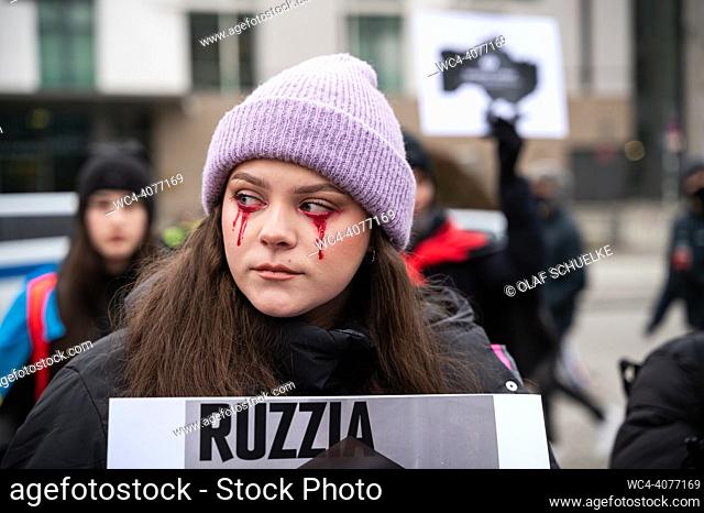 Berlin, Germany, Europe - A peaceful protest rally with about 50 participating Ukrainians and activists on Pariser Platz (Paris Square) opposite the American...