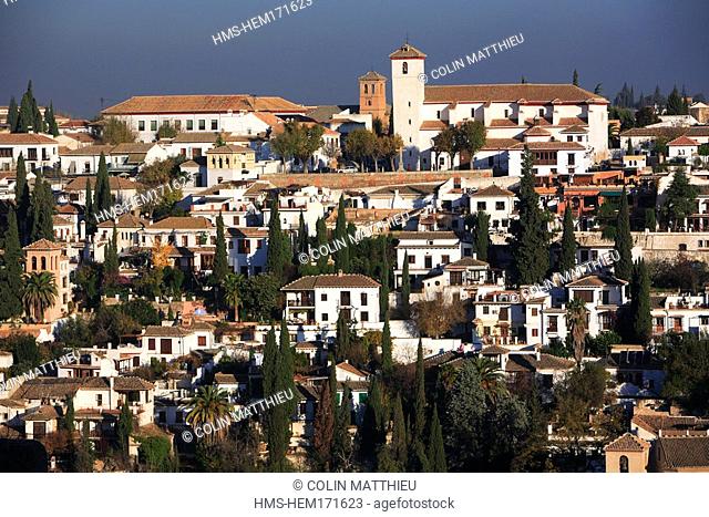Spain, Andalusia, Granada, Albayzin, Arab disrict listed as World Heritage by UNESCO, View from the Alhambra