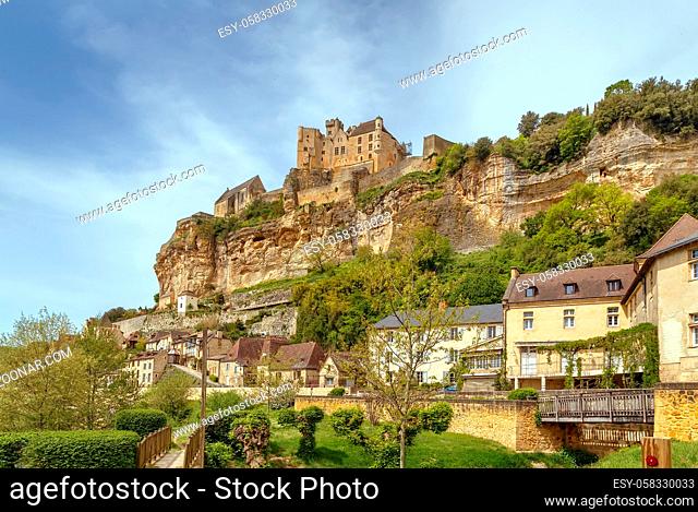 View of Beynac-et-Cazenac with castle on topof cliff, Dordogne department, France
