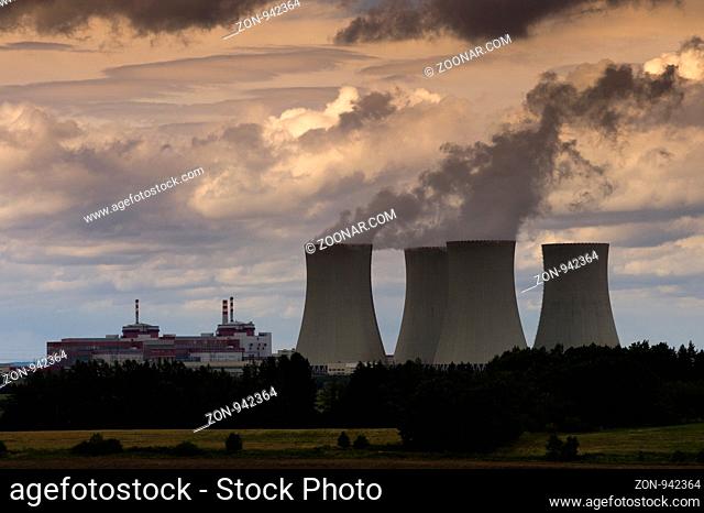 Atomkraftwerk Temelin, SŸdbšhmen, Tschechische Republik | Nuclear Power plant, Temelin, South Bohemia, Czech Republic