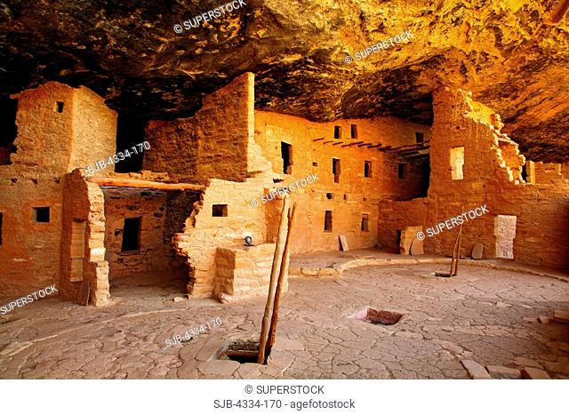 Ruins with kivas and ladders, at Spruce Tree House, Mesa Verde National Park, Colorado