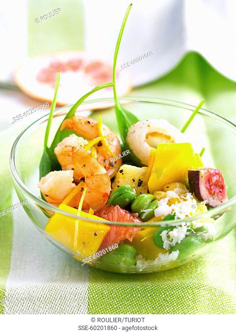 Sweet and savoury shrimp, broad bean and exotic fruit salad