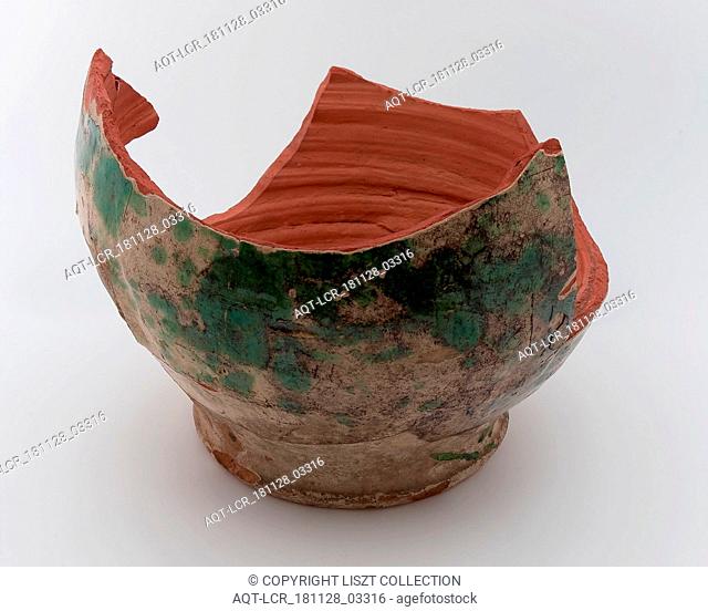 Bottom of large glazed pot, Spanish pottery, pot holder soil find ceramic earthenware clay engobe glaze lead glaze w 21, 3