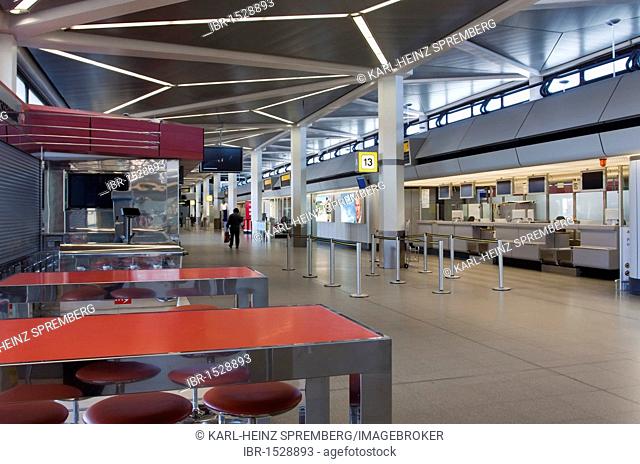 Empty Berlin Tegel airport on day 3 of the airspace closure because of the ash cloud of an Icelandic volcano, Berlin, Germany, Europe