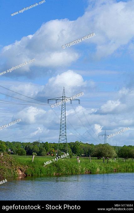 Electricity pylons, Hamme, Ritterhude, Osterholz district, Lower Saxony, Germany, Europe