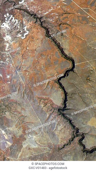 The Bruneau River runs through a narrow canyon cut into ancient lava flows in southwestern Idaho. The canyonup to 4000 feet 1220 meters deep and 40 miles 64 km...