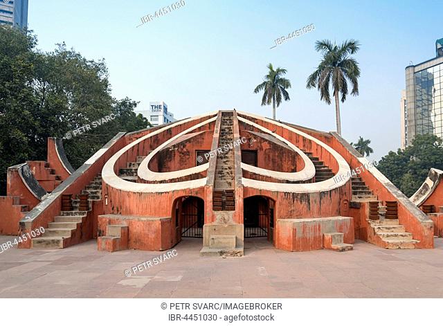 Astronomical instrument Misra Yantra, Jantar Mantar observatory, New Delhi, India