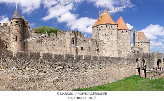 La Cite, medieval fortress city, Carcassonne, UNESCO World Heritage Site, Languedoc-Roussillon, South of France, France