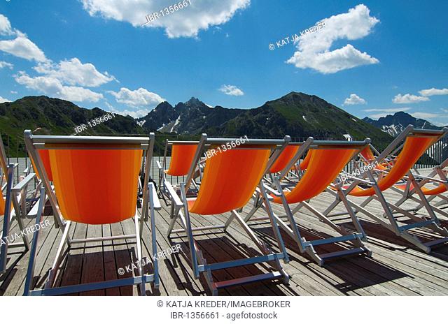 Deckchairs on Kanzelwand Mountain, Kleinwalsertal, Little Walser Valley, Allgaeu, Vorarlberg, Austria, Europe