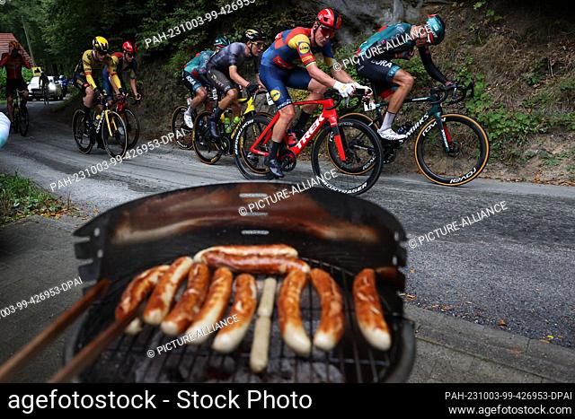 03 October 2023, North Rhine-Westphalia, Tecklenburg: Cycling: UCI European Series - Sparkassen Münsterland Giro, road race (200.00 km), men