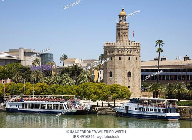Guadalquivir River excursion boats, Gold Tower, Torre del Oro, Seville, Andalusia, Spain, Europe