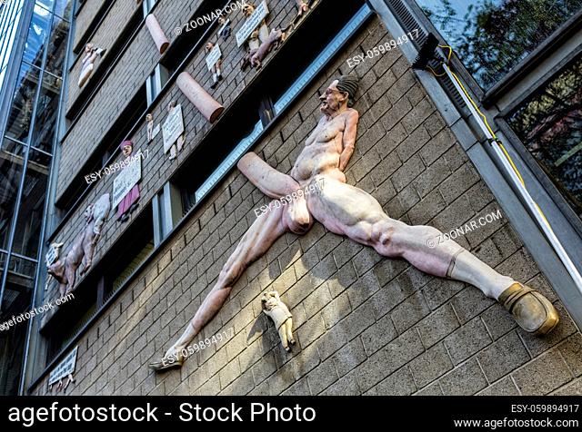 Darstellung an dem Gebäude einer Berliner Tageszeitung