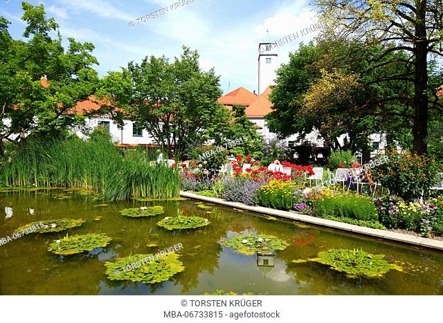 Court garden, water lily pond, Fürstbischöfliche Residenz, Old Town, Augsburg, Swabian, Bavaria, Germany, Europe