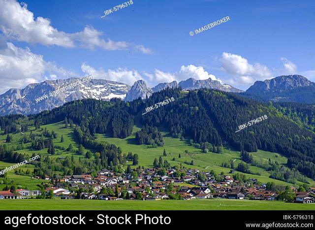 View from the Berghof, of the Allgäu Alps near Buching, Ostallgäu, Allgäu, Swabia, Bavaria, Germany, Europe