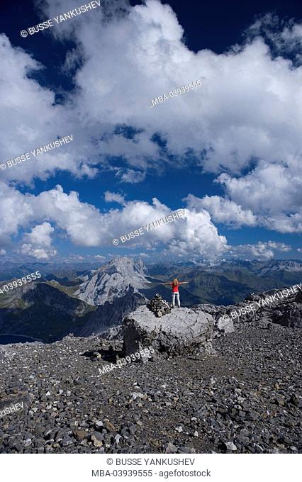 Austria, Vorarlberg, Montafon, Rätikon, Schesaplana, summit, mountain climber