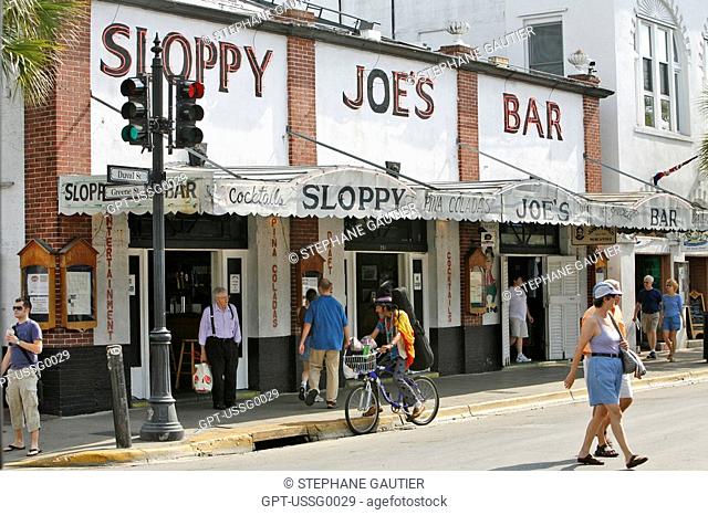 SLOPPY JOE'S BAR, ESTABLISHMENT FREQUENTED BY ERNEST HEMINGWAY, DUVAL STREET, KEY WEST, FLORIDA, UNITED STATES, USA