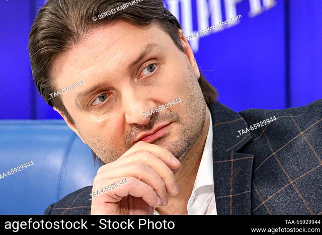 RUSSIA, MOSCOW - DECEMBER 20, 2023: Edgard Zapashny, general director at Great Moscow State Circus, gives a press conference on the performance of the Russian...