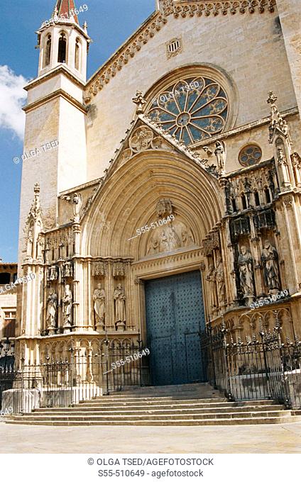 Basilica of Santa Maria, Vilafranca del Penedès. Barcelona province, Catalonia, Spain