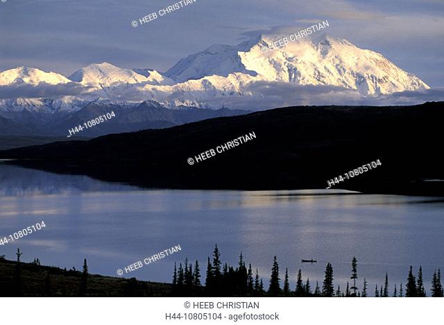 Alaska, Denali national park, Preserve, Mount McKinley, USA, America, United States, Wonder Lake, Canoe, North Ameri