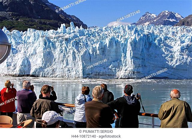 Glacier Bay National Park and Preserve, Alaska, USA, Margerie Glacier, south slope of Mount Root, Tarr Inlet, passengers