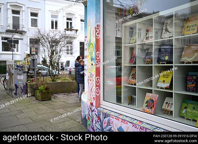 28 January 2023, Bremen: The exterior view of the new children's library. A children's and youth library that exclusively offers literature about the lives of...
