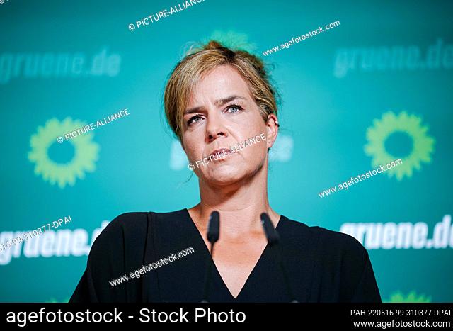 16 May 2022, Berlin: Mona Neubaur, state chairwoman of Bündnis 90/Die Grünen North Rhine-Westphalia and her party's top candidate for the state election