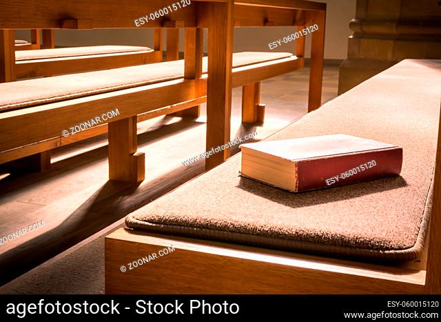 Old Bible Red Book Empty Template Lying Church Pew Bench Woodd Cushion Padded Sun Rays Interior Cathedral Holy Religion Alone