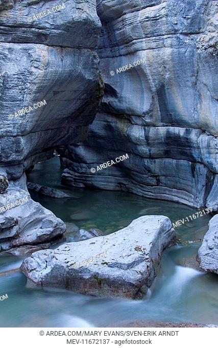Creek in the Maligne Canyon