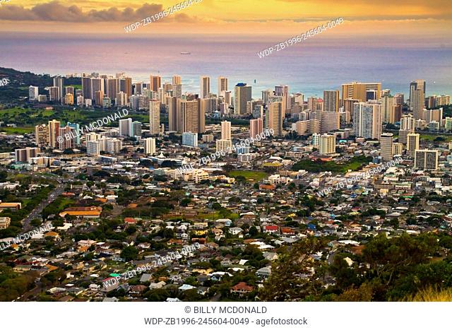 Skyline View of Waikiki and Surrounding Neighborhoods From Ualakaa Overlook , Puu Ualakaa State Park, Honolulu, Oahu, Hawaii, USA