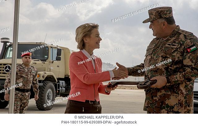 German Defence Minister Ursula von der Leyen (CDU) symbolically hands over a key to the Jordanian General Mahmoud Freihat during the transfer of so-called...