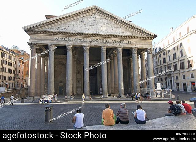 The Pantheon, Piazza Della Rotonda, Rome, Italy, Europe