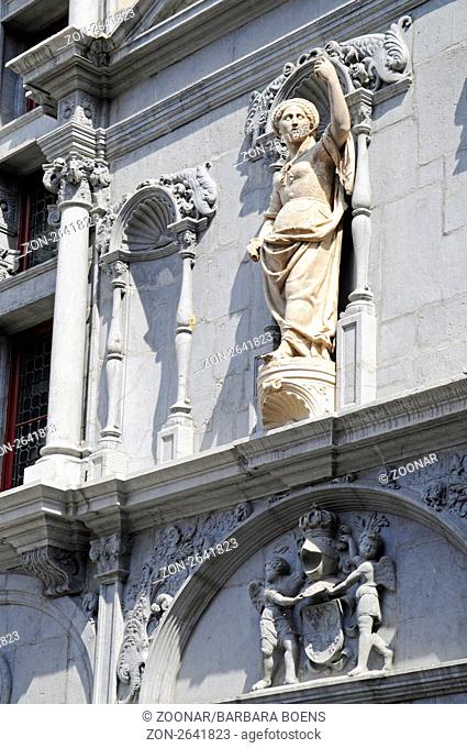 Sculpture, facade, palace of justice, Grenoble, Rhone-Alpes, France, Europe, Skulptur, Fassade, Ancien Palais de Justice, Justizpalast, Place de Saint Andre