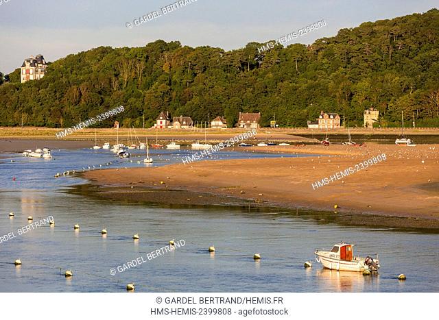 France, Calvados, Pays d'Auge, the cote Fleurie (Flowered coast), Cabourg, the beach and the seaside