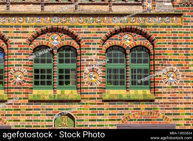 Window, historic Kerkhoffhaus, Rostock, Mecklenburg-Western Pomerania, Germany, Europe