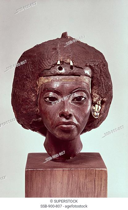 Queen Tiy ca. 1352 BCE 18th Dynasty Egyptian Art Staatliche Museen Preussischer Kulturbesitz, Berlin, Germany