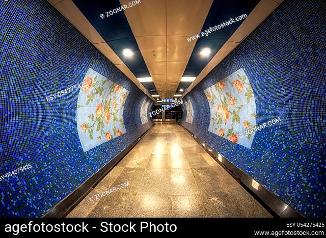 chawri bazar metro station platform tunnel in New Delhi, India