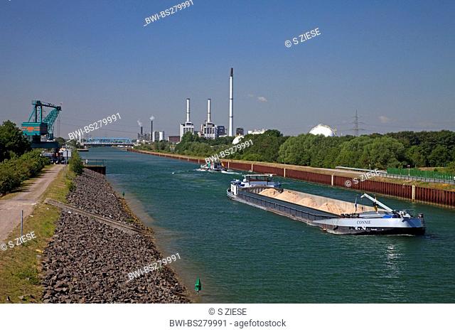 transport ships on the Wesel-Datteln Canal passing the coal harbour Auguste Victoria, Germany, North Rhine-Westphalia, Ruhr Area, Marl