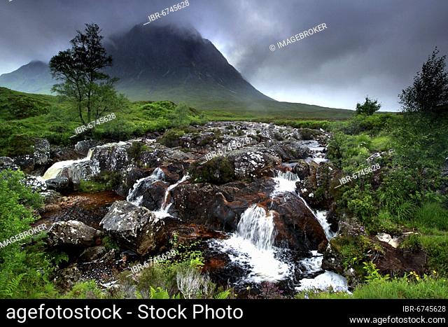 Buachaille Etive Mor, Glen Coe valley, Buachaille, summit, waterfall, highlands, highlands, Scotland, Great Britain