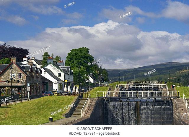 Locks Caledonian canal to Loch Ness Fort Augustus Highlands Scotland lock Neptun's Staircase