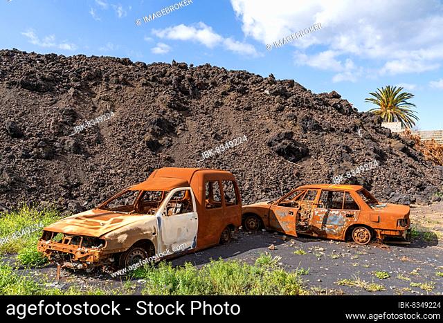 Burnt cars at the lava flow, Tajogaite volcano from the 2021 eruption, El Pedregal, La Palma Island, Canary Islands, Spain, Europe