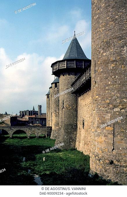 View of Chateau Comtal (Count's castle), historic walled city of Carcassonne (UNESCO World Heritage List, 1997), Languedoc-Roussillon, France